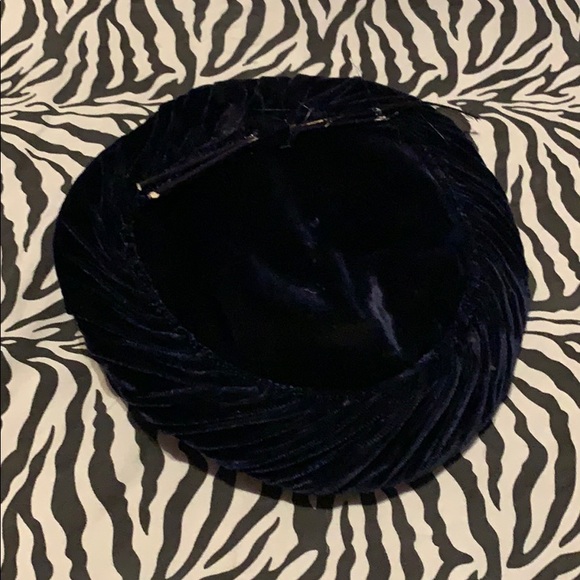 Vintage Navy Velvet Hat Fascinator 